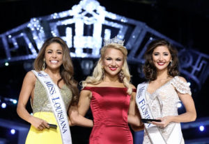 From Left: Miss Louisiana Laryssa Bonacquisti, Miss America 2017 Savvy Shields, and Miss Florida Sara Zeng (Photo: The Miss America Organization/Bruce V. Boyajian)