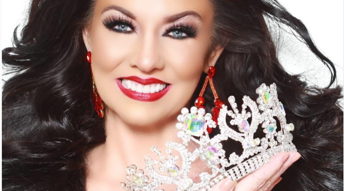 Mrs. Canada Globe